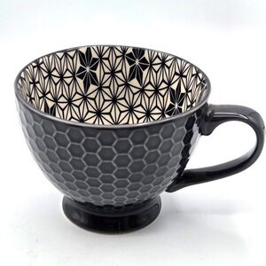 Signature Housewares Footed Coffee Tea Mug 14 Oz Black with Black/White